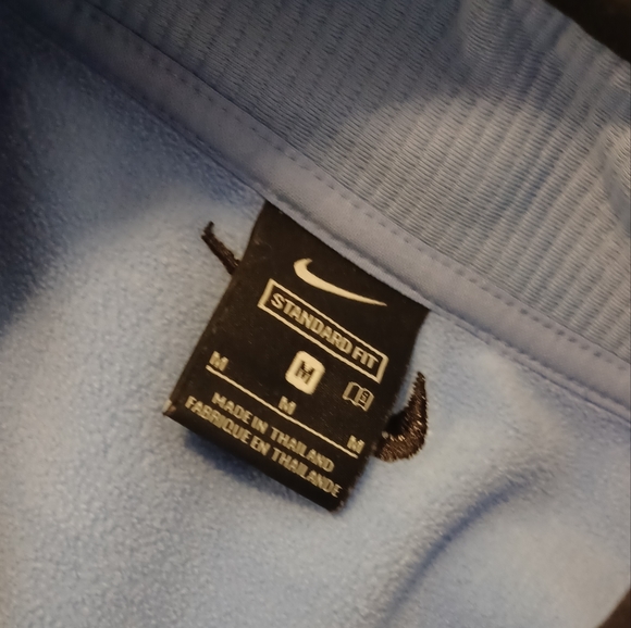 2/$50 Blue Fleece Vest - Size Medium - Picture 6 of 7